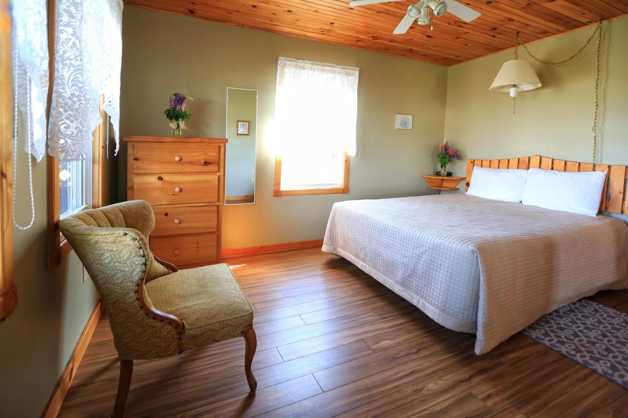 Cavendish Country Inn & Cottages Exterior photo